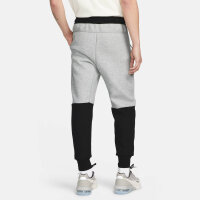 Nike Sportswear Tech Fleece Me
